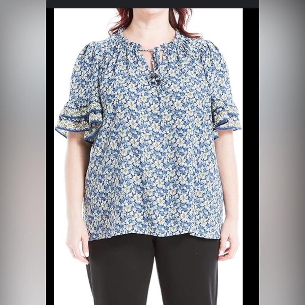 Max Studio White and Blue Flutter Sleeve Blouse 2X